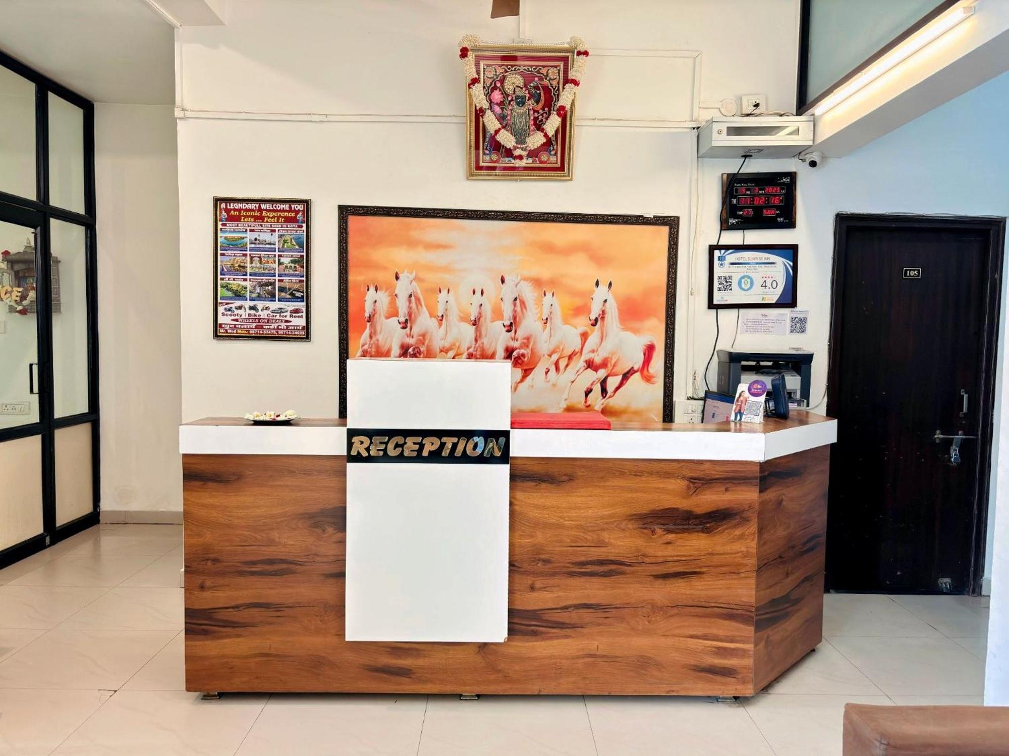 Hotel Sunrise Inn Kota  Dış mekan fotoğraf