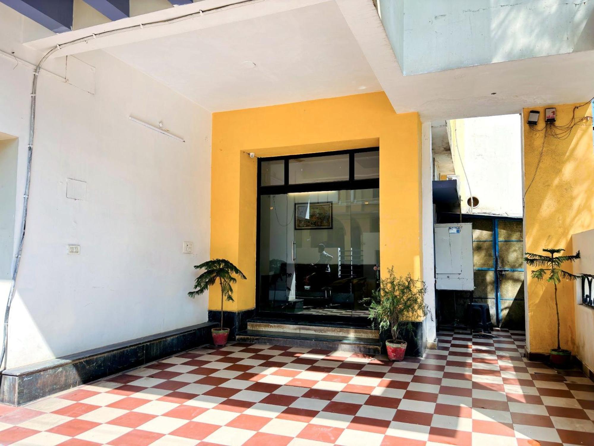 Hotel Sunrise Inn Kota  Dış mekan fotoğraf